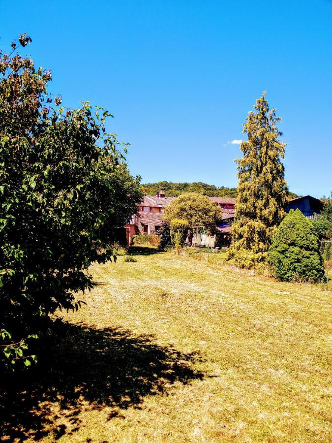 Hotel Chez Jul Bulligny Esterno foto