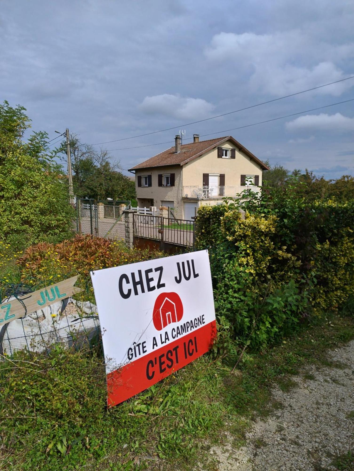 Hotel Chez Jul Bulligny Esterno foto